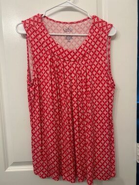 Ladies sleeveless summer top